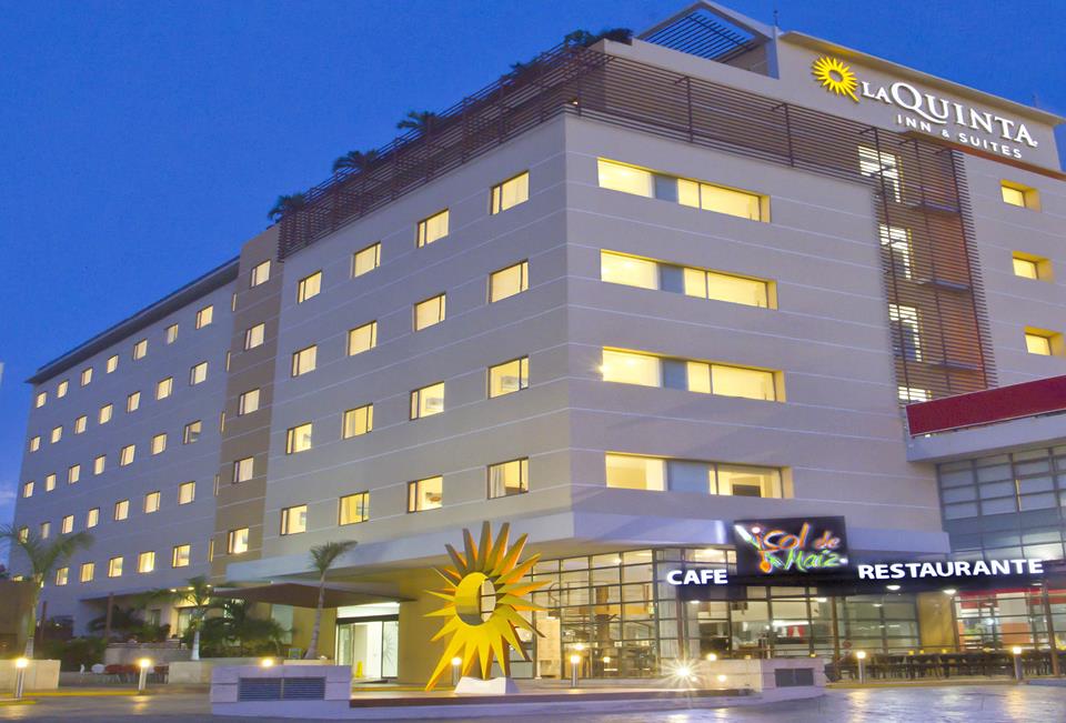 Afbeeldingsresultaat voor La Quinta hotel cancun